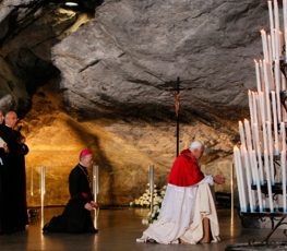 Benedict XVI: 1977 - 1981