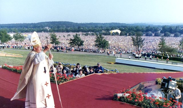 Holy Mass in Bellahouston Park